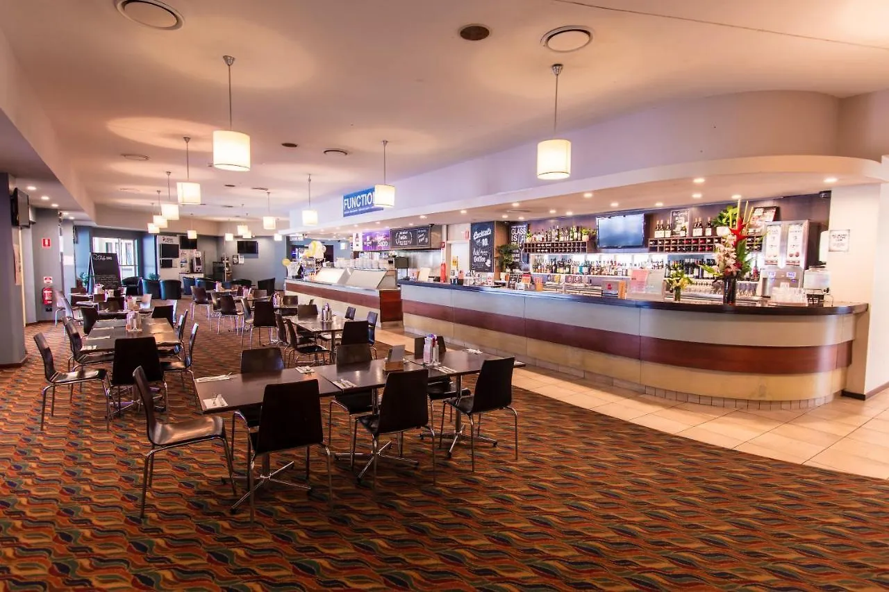 מרוצ'ידור Nightcap At Waterfront Hotel